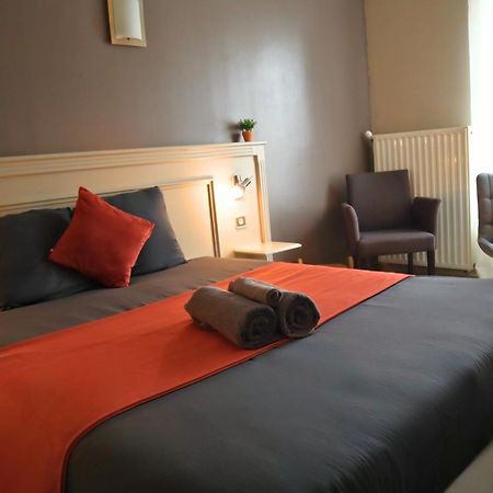 Studios & Appartements Confortables Au Centre De Bourbourg - Gare A Proximite Екстериор снимка