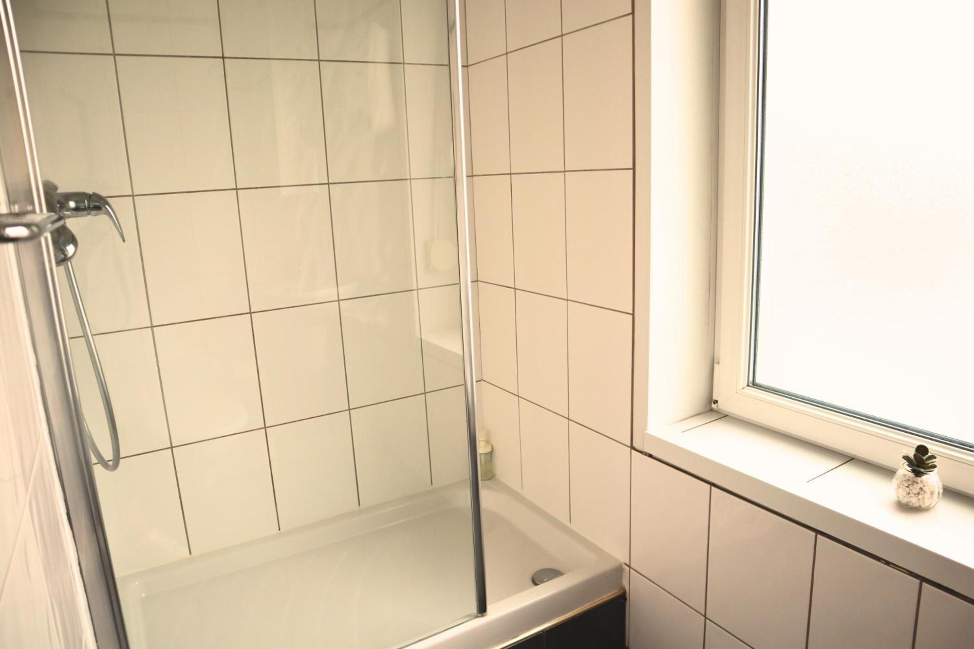 Studios & Appartements Confortables Au Centre De Bourbourg - Gare A Proximite Екстериор снимка